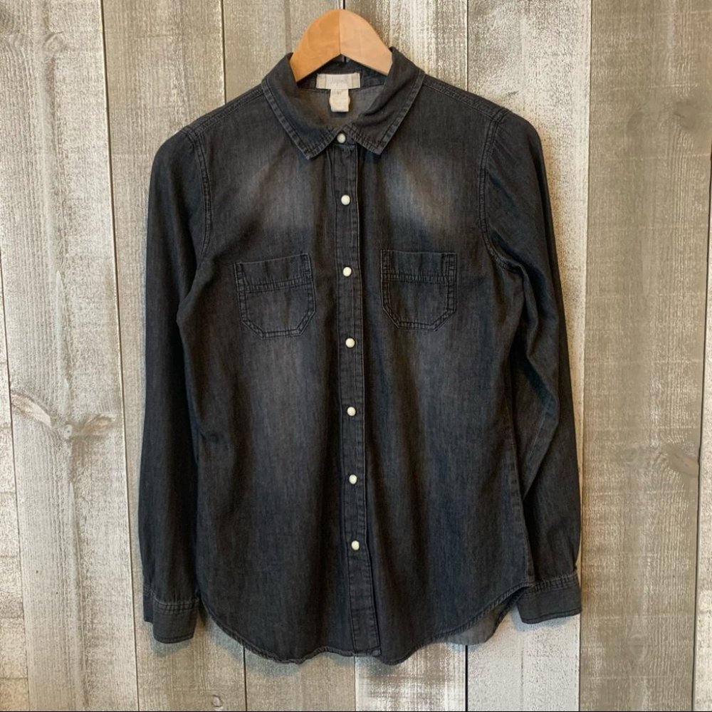 {Japna} Long Sleeve Snap Shirt